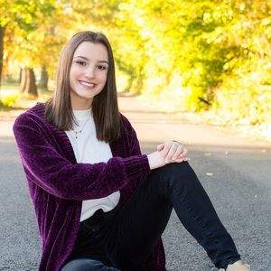 Meet your Posher, Julia